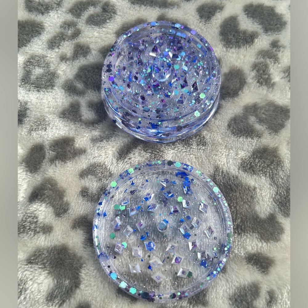 Grinder (Blue & Purple)